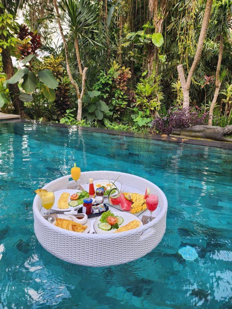 Luxury 3Br Infinity Jungle View Aashaya Villa Ubud Esterno foto